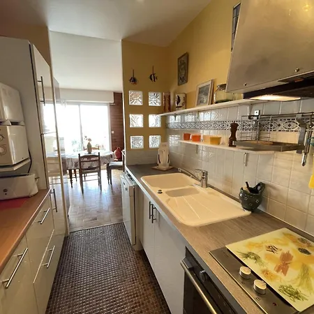 Appartement Bel Appartement 51M² Au Centre, Terrasse, Parking Prive - Fr-1-71-105 *