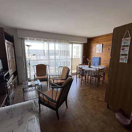 Bel Appartement 51M² Au Centre, Terrasse, Parking Prive - Fr-1-71-105 Royan